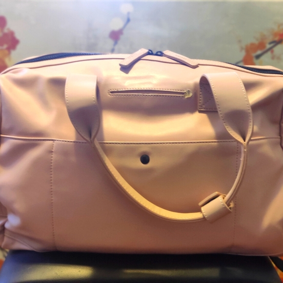 CALPAK Travel Bag - Picture 2 of 3